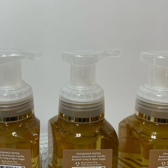 BBW Merry Cookie Foaming Hand Soap Set of 3 NWT - Picture 2 of 2